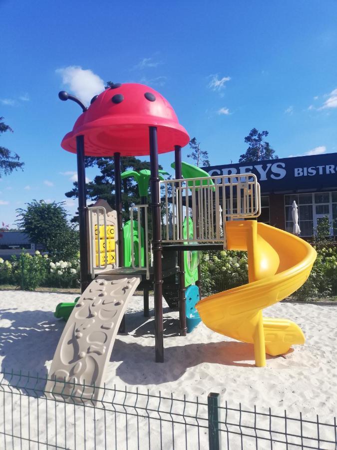 Hotel Greys Polonia Zasutowo Εξωτερικό φωτογραφία