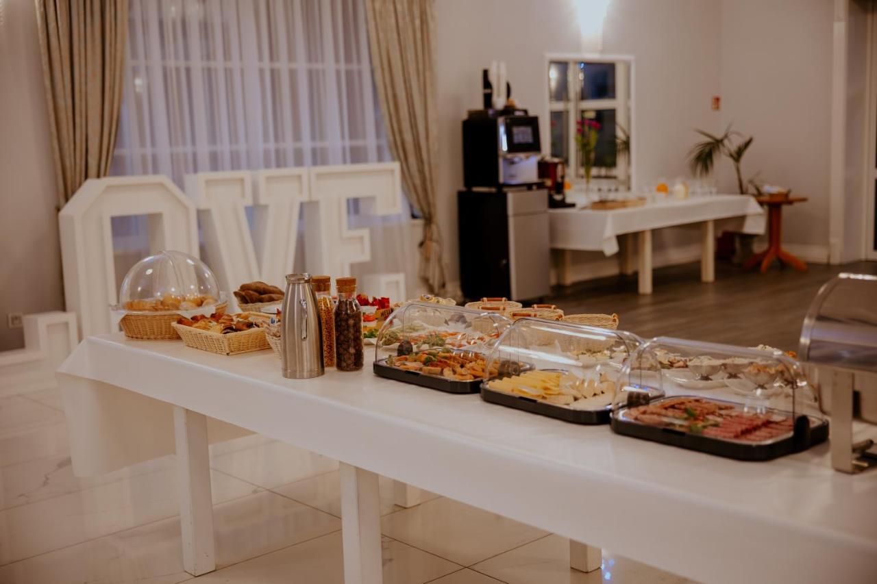Hotel Greys Polonia Zasutowo Εξωτερικό φωτογραφία
