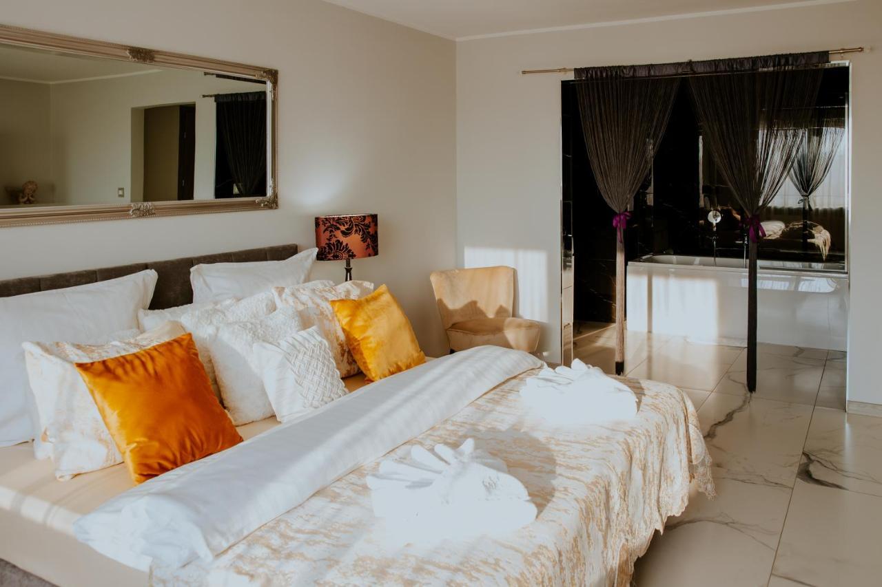 Hotel Greys Polonia Zasutowo Εξωτερικό φωτογραφία