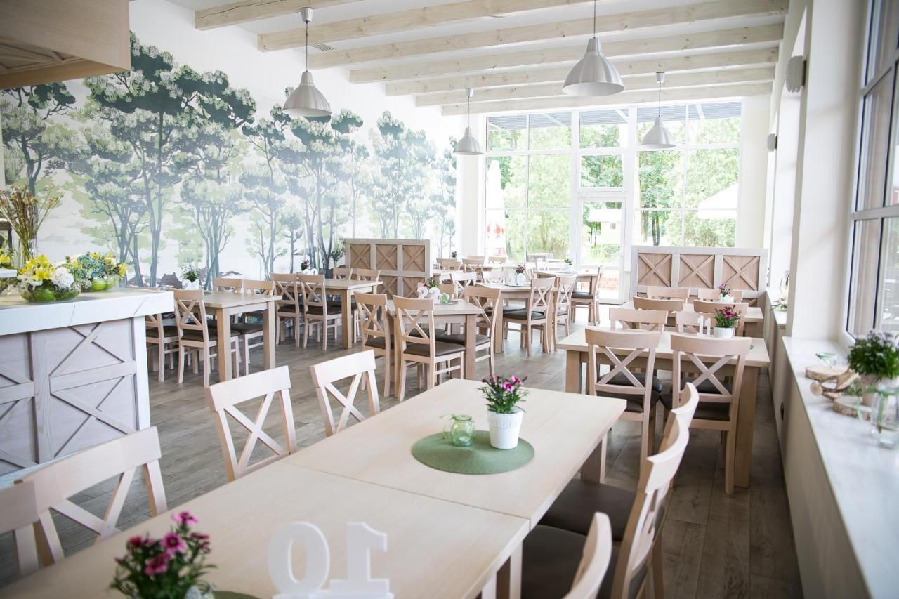 Hotel Greys Polonia Zasutowo Εξωτερικό φωτογραφία